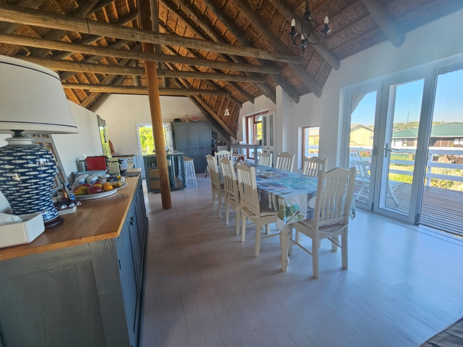5 Bedroom Property for Sale in Stilbaai Wes Western Cape